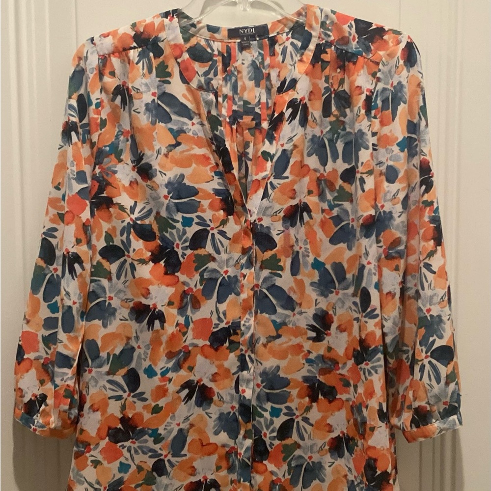 Nadri Floral Button-Front Blouse in Orange, Blue & Green